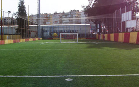 Halı Sahada futbol aşkı